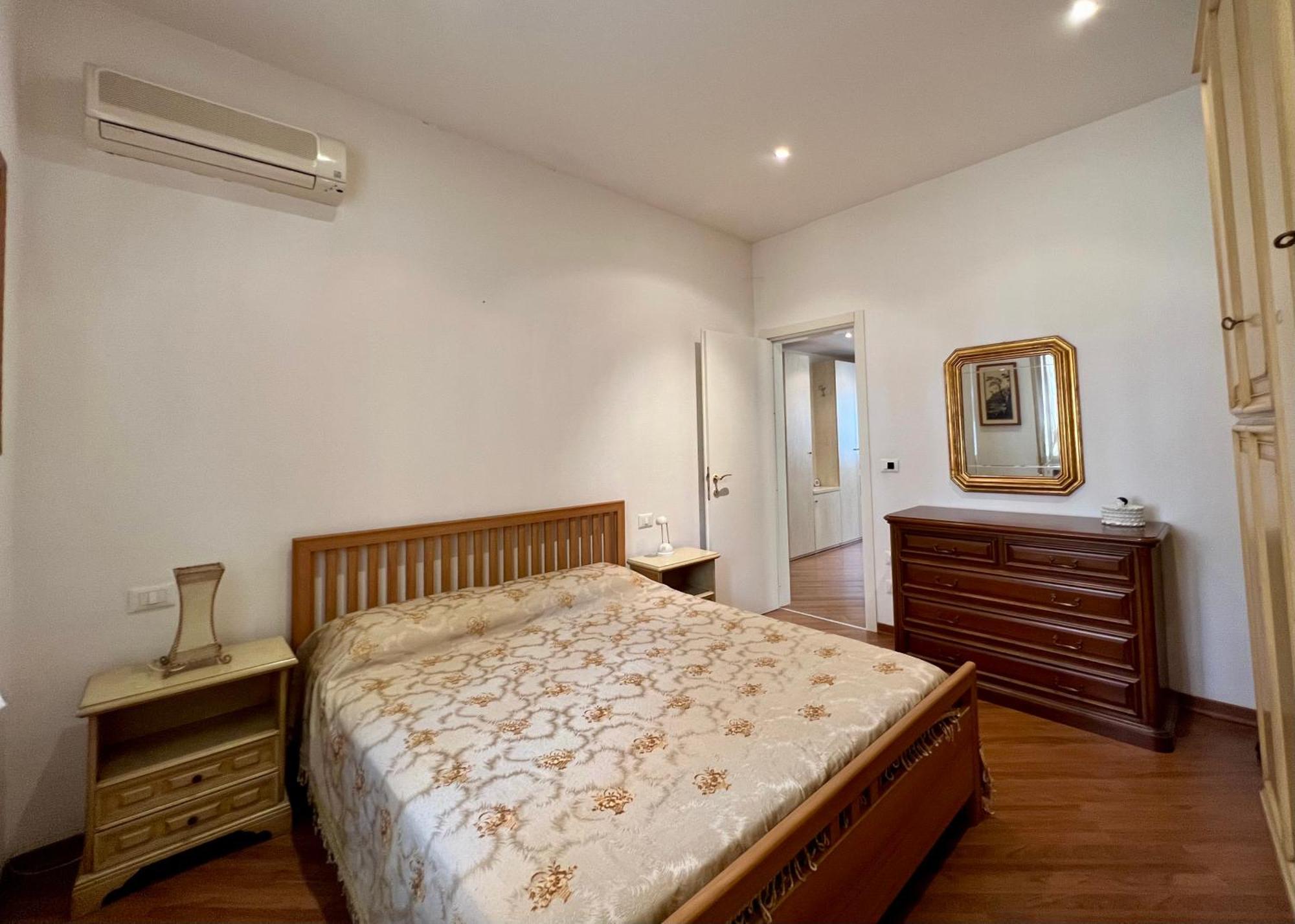 Charming Apartment Near Saragozza Bolonia Exterior foto