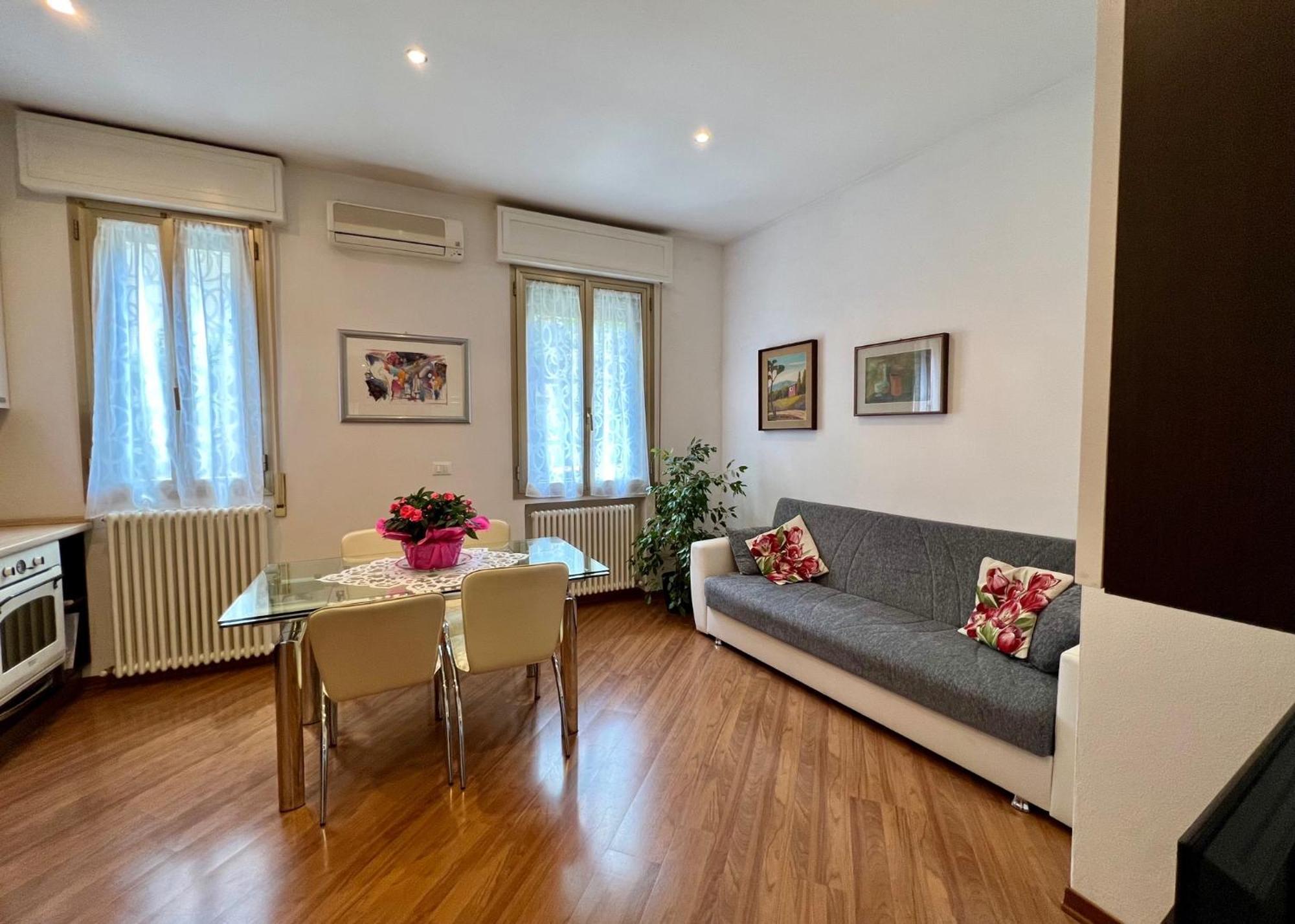 Charming Apartment Near Saragozza Bolonia Exterior foto